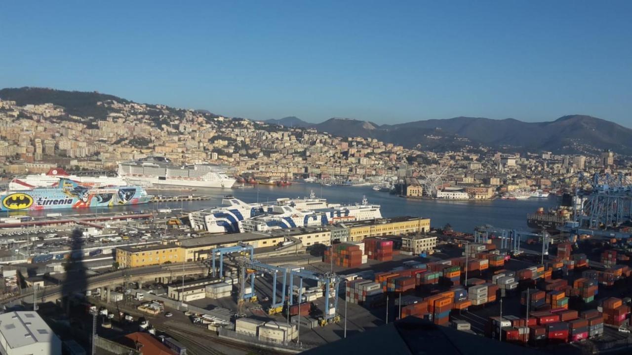 Il Molo Apartment Genoa Bagian luar foto